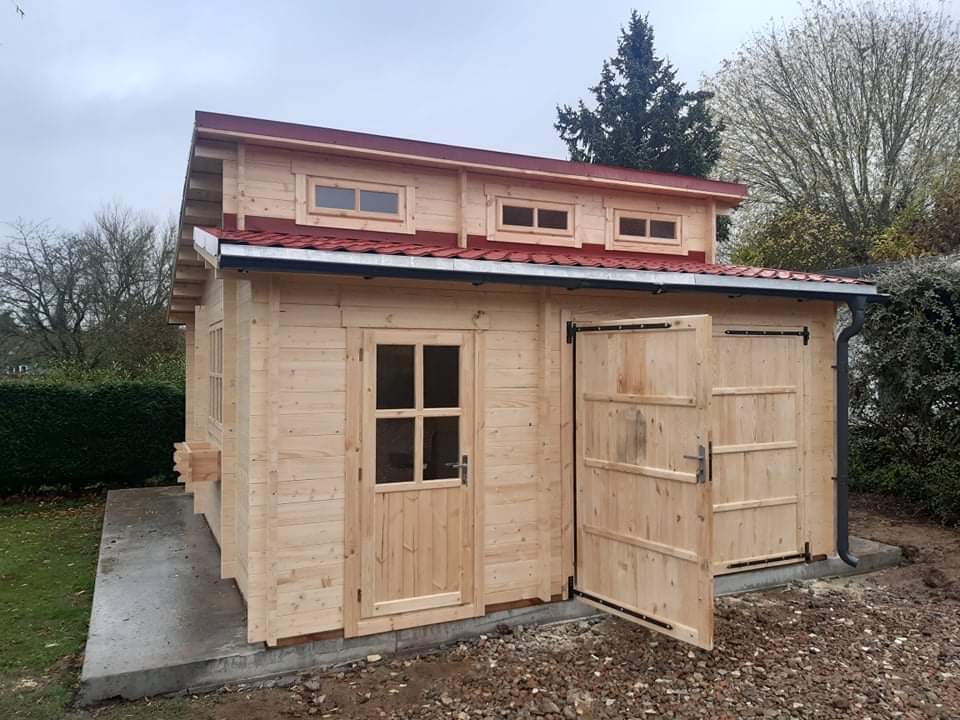 garage en bois porte service